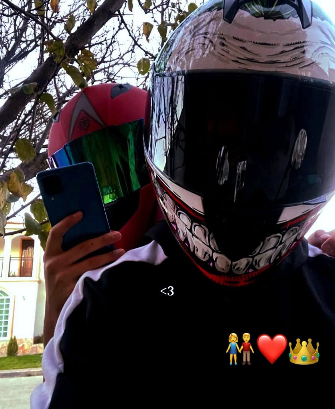 Con cascos de nuestra primer moto